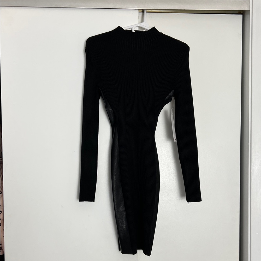 Madden Girl Black Long-Sleeve Ribbed Bodycon Dress